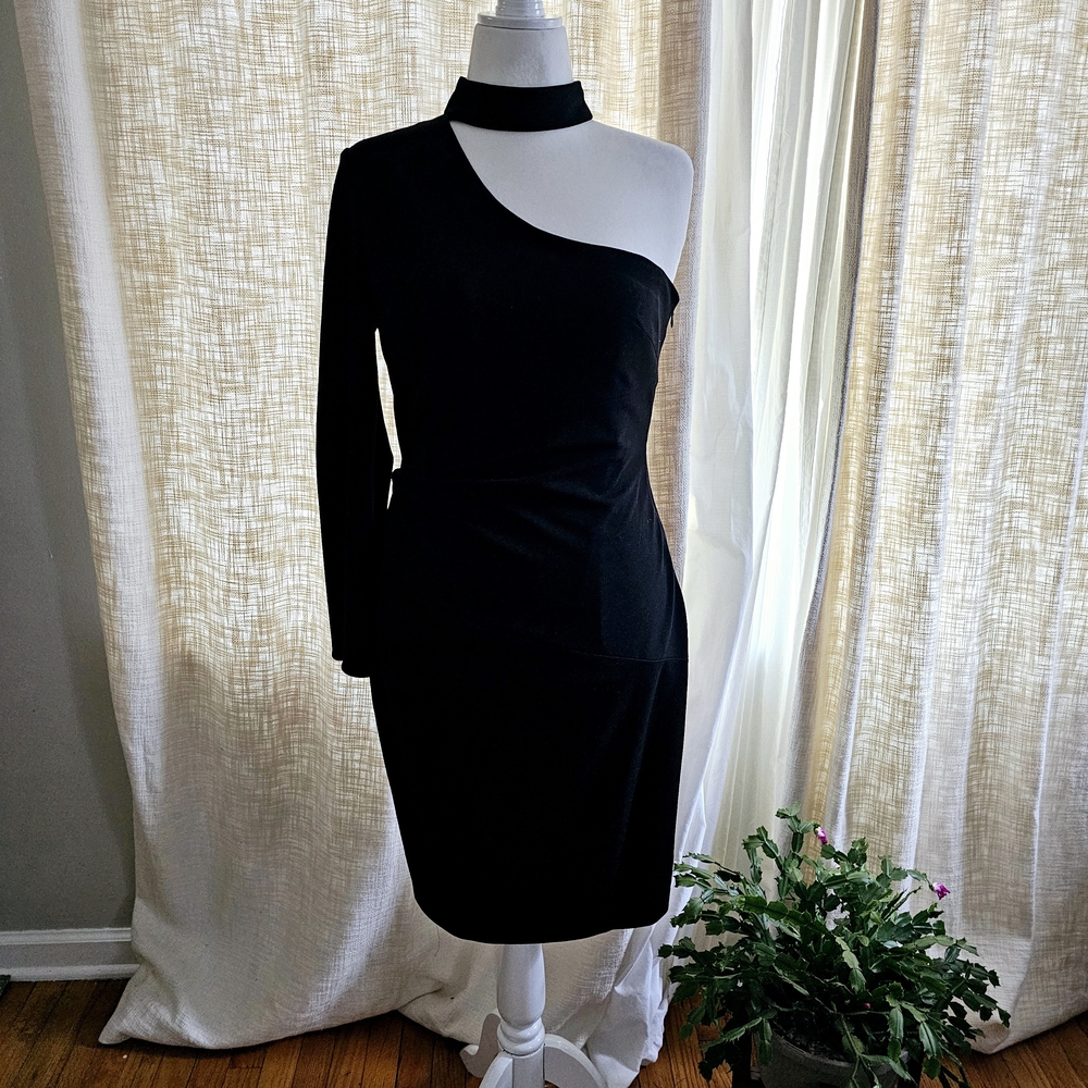 Elegant Black One-Shoulder Dress